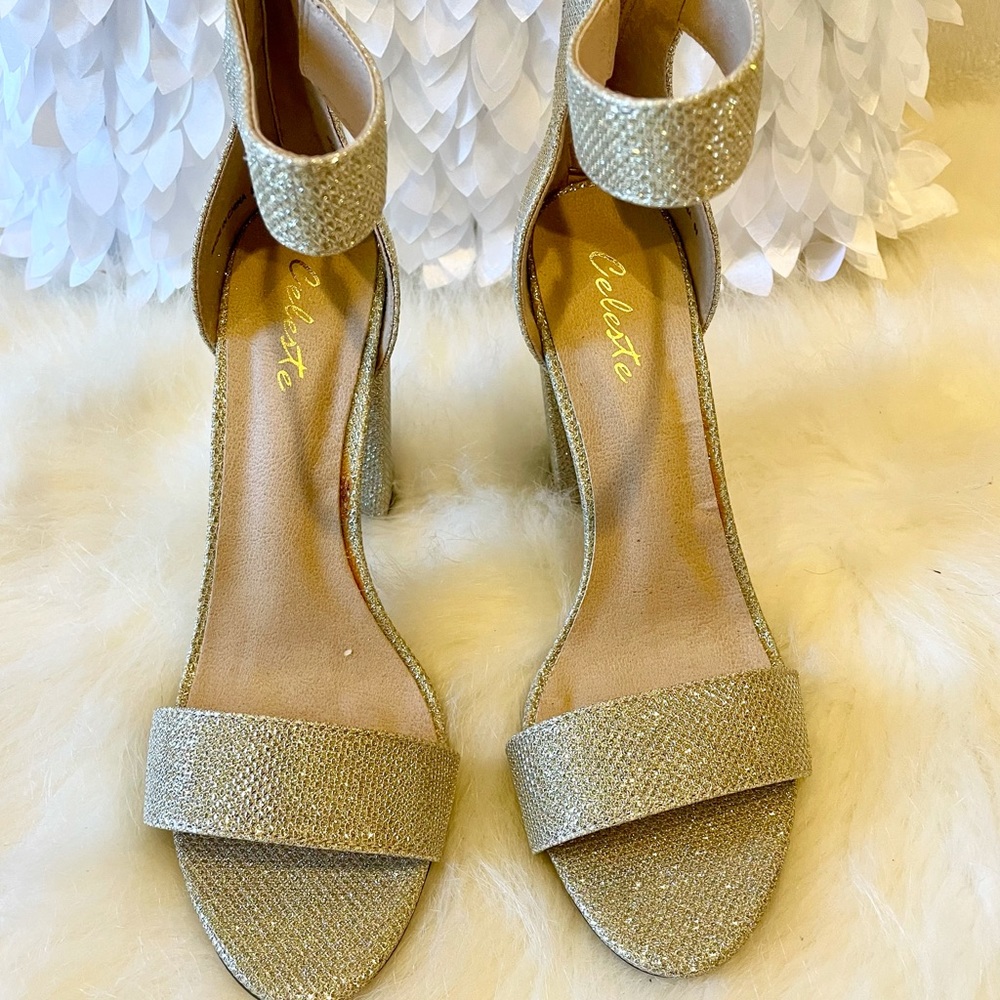 New Gold Glitter Block Heels 8.5 - Picture 2 of 4